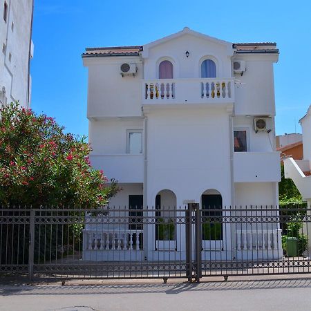 Amarillo Apartments بودفا المظهر الخارجي الصورة