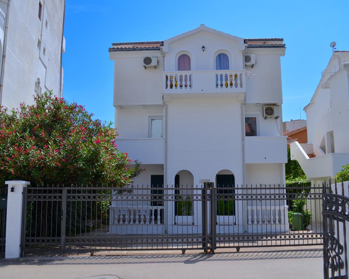 Amarillo Apartments بودفا المظهر الخارجي الصورة