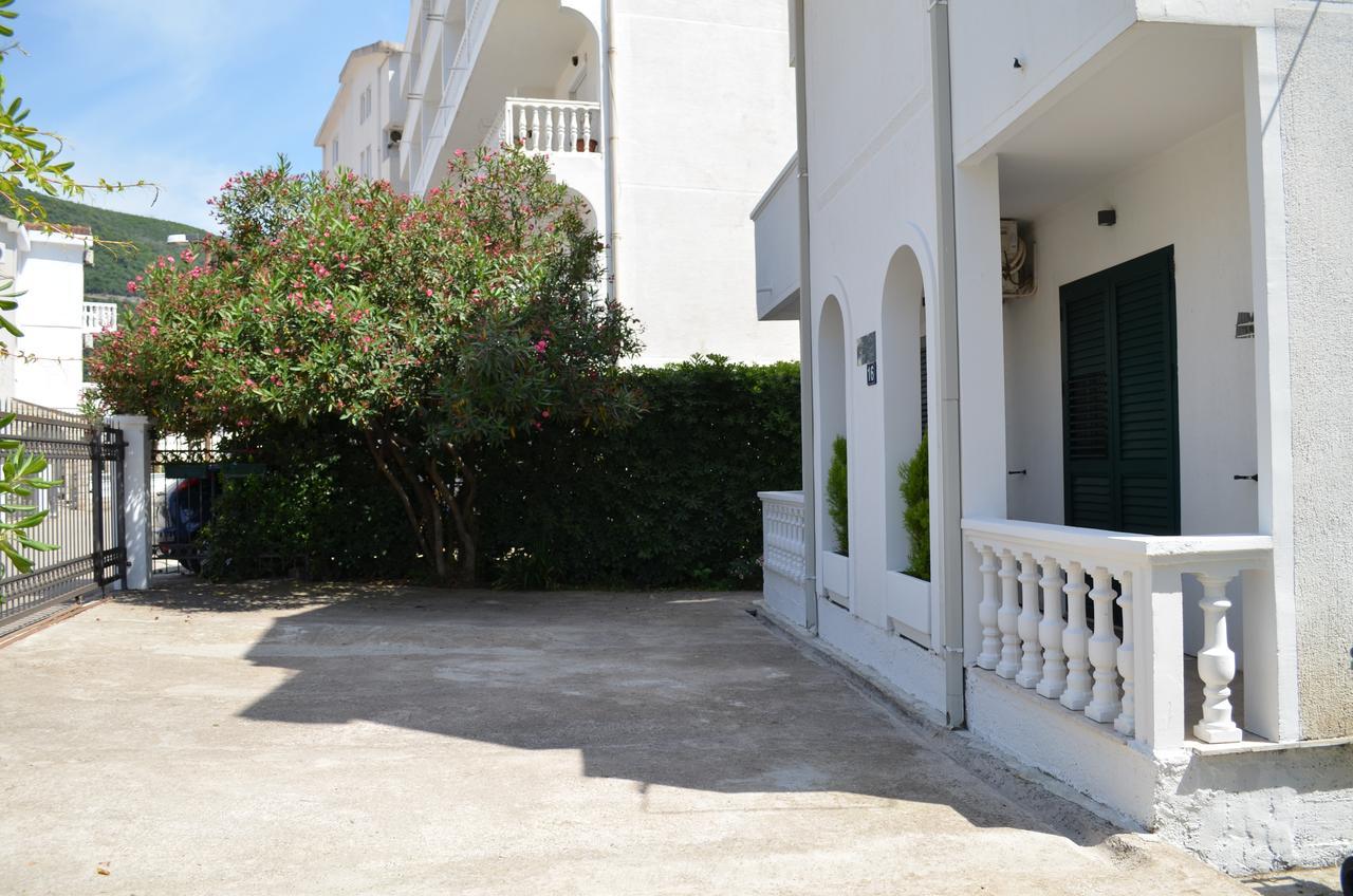 Amarillo Apartments بودفا المظهر الخارجي الصورة